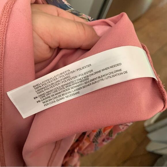 Band of Gypsies
Lianna Floral-Print Wrap Dress - Picture 12 of 14